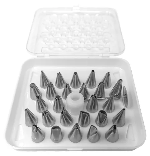 26 Piece Seamless Stainless Steel Cake Decorating Set