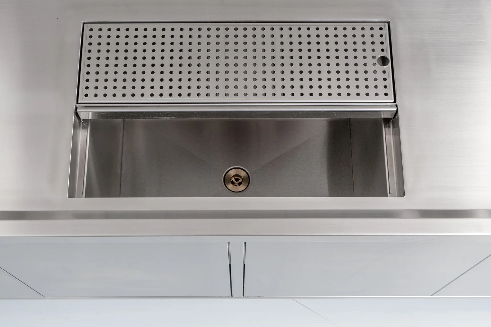 72” x 30” x 34” Bubble Tea Station with 6” Backsplash, Two 15” x 15” x 10” Sinks, Drainage Panels & Overshelves