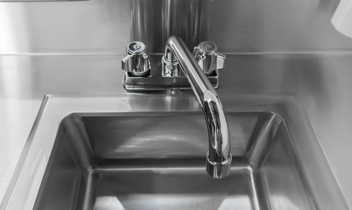 Portable Hand Sink with Backsplash and Water Heater Tank and Pump