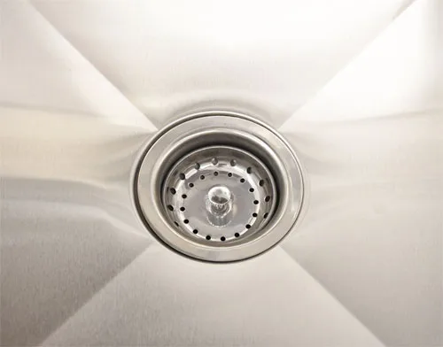 18″ x 18″ x 11″ 18-gauge stainless steel One Tub Sink with 3.5″ Center Drain Without Drainboard
