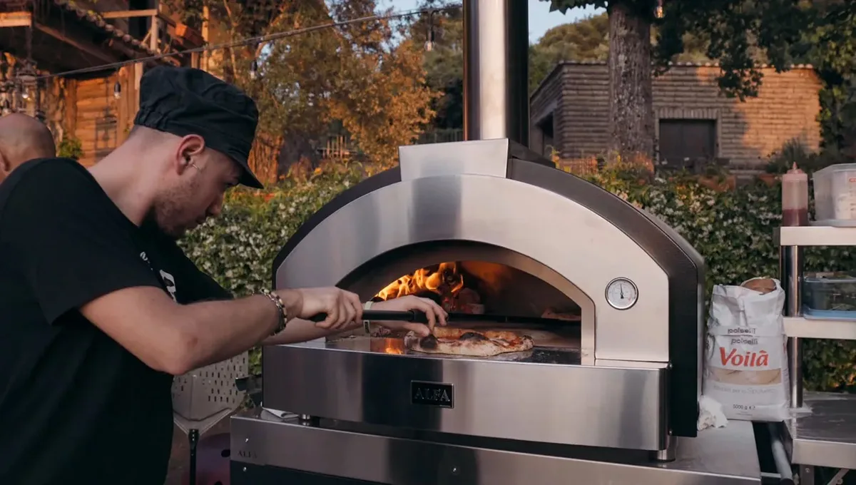 Alfa Quick Series Natural Gas / Liquid Propane Pizza Oven – 4 Pizza, 102,300 BTU