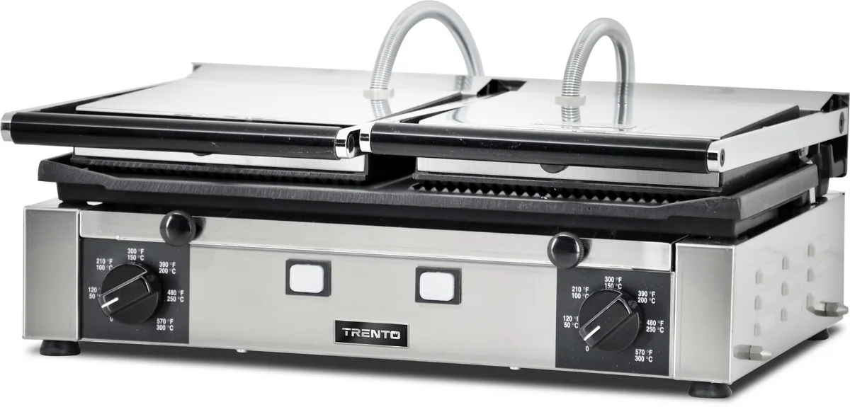 Trento 10″ x 19″ Double Panini Grill with Ribbed Top and 1/2 Grooved and Smooth Bottom Grill Surface