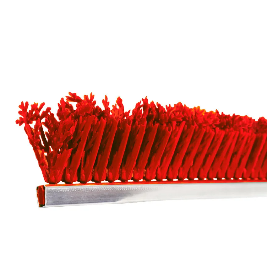 2″ x 30″ Red Parsley Runner with Clip