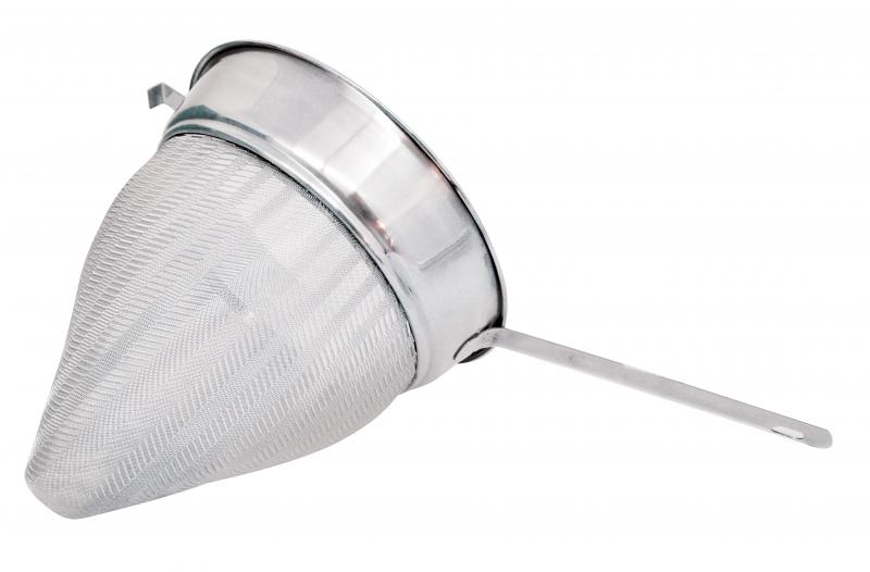 8.5" Stainless Steel 40 Mesh Bouillon Strainer with Flat Handle