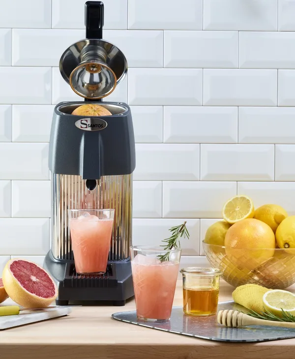 Santos #10 Black Citrus Juice Extractor with Leveler