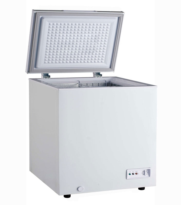 30" Chest Freezer with Solid Flat Top