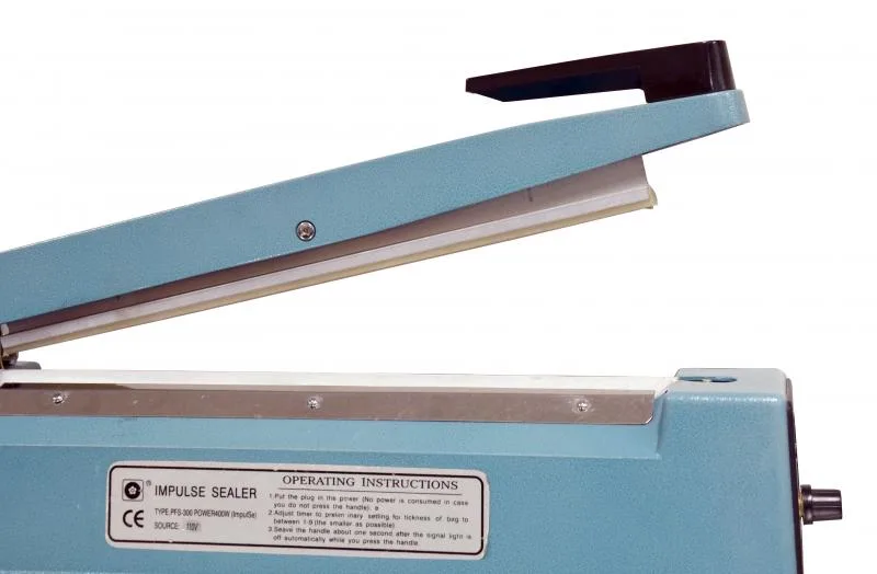 Portable Impulse Sealer with 16″ seal bar and 2 mm seal width
