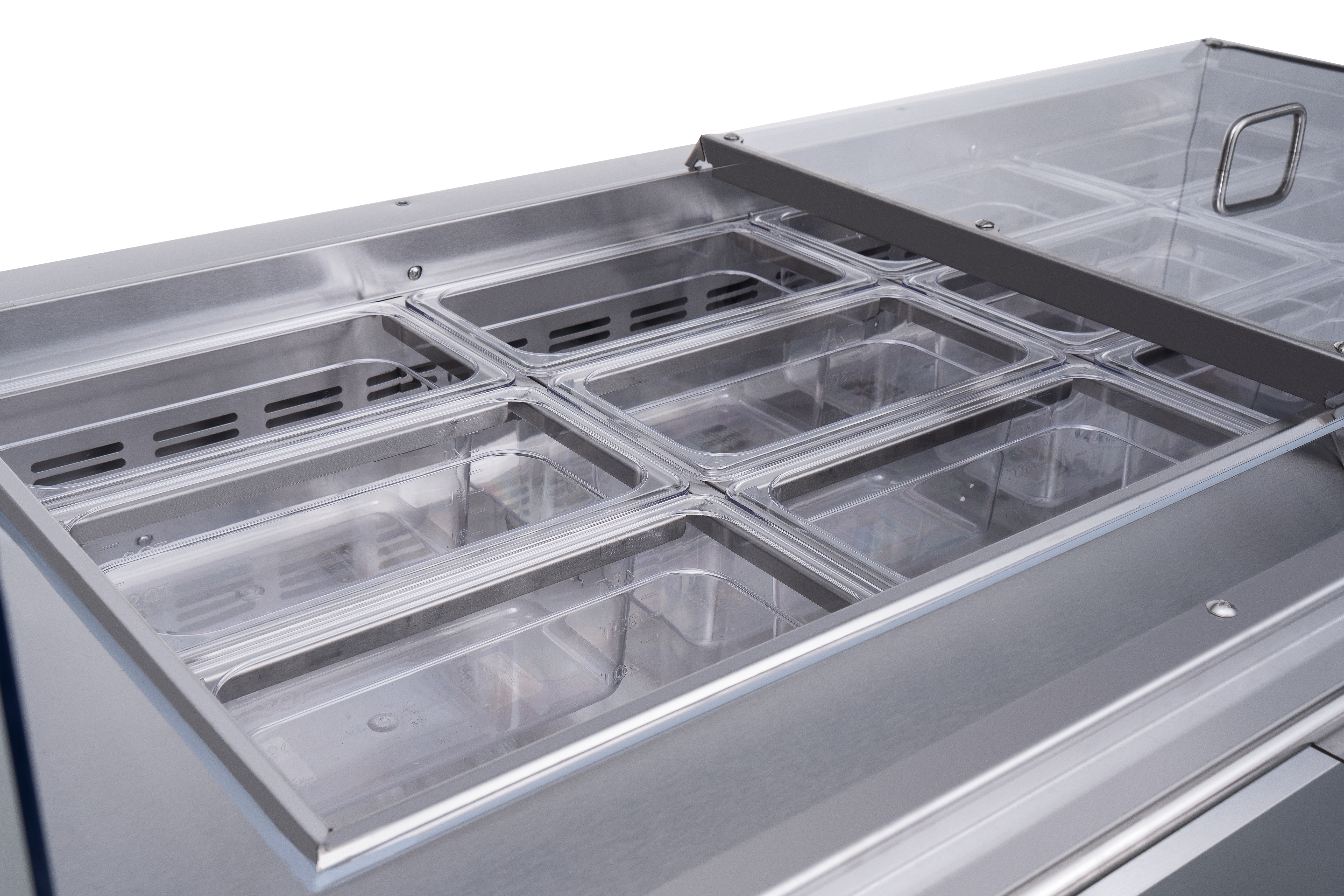 60″ Stainless Steel Refrigerated Salad Bar / Cold Food Table with Sneeze Guard, Tray Slide and Pan Covers