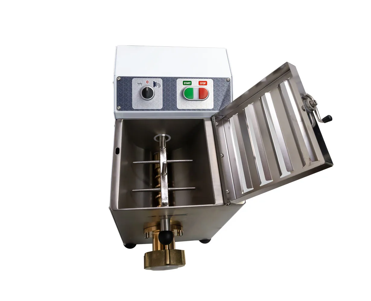 Avancini La Pastaia TR 70 18 lb/hr Countertop Pasta Machine 110 V | Trento