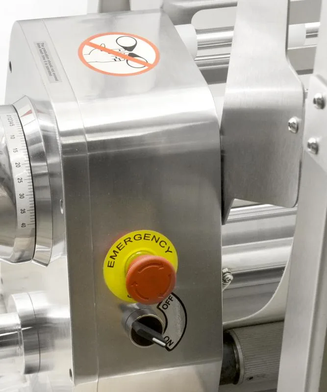 Stainless Steel Floor Model Dough Sheeter with 88" Conveyor Length – 0.75 HP (550 W), 220 V, 1 Phase