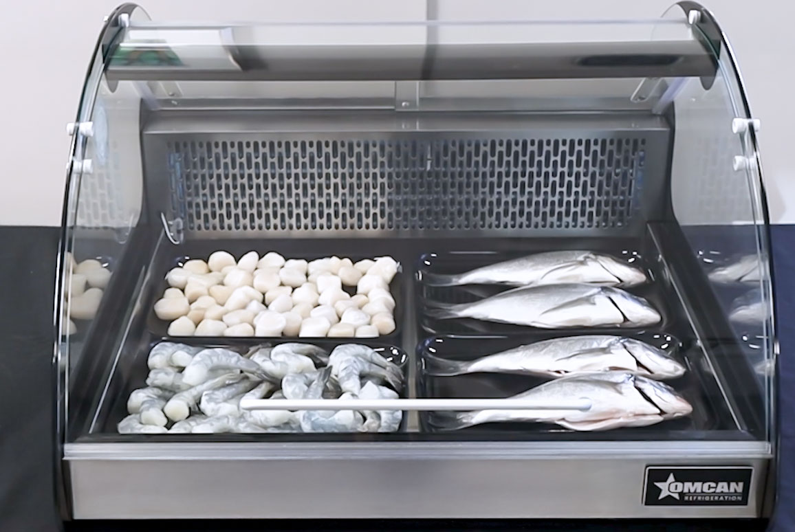 27″ Curved Glass Countertop Refrigerated Display, 4.2 cu.ft. (118L), Stainless Steel