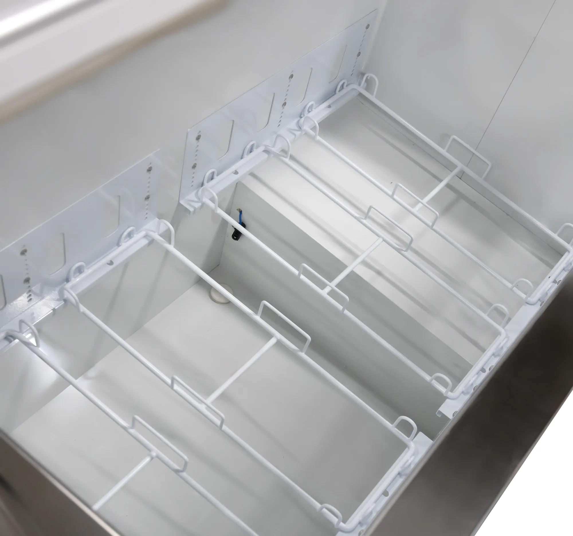 68” 12+8 Tubs Capacity Ice Cream Dipping Display with Sneeze Guard