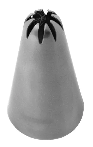 26 Piece Seamless Stainless Steel Cake Decorating Set