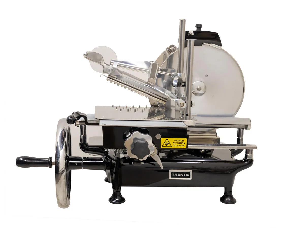 Trento Luxury Series 12″ Manual Volano Slicer with Flower Flywheel – Black