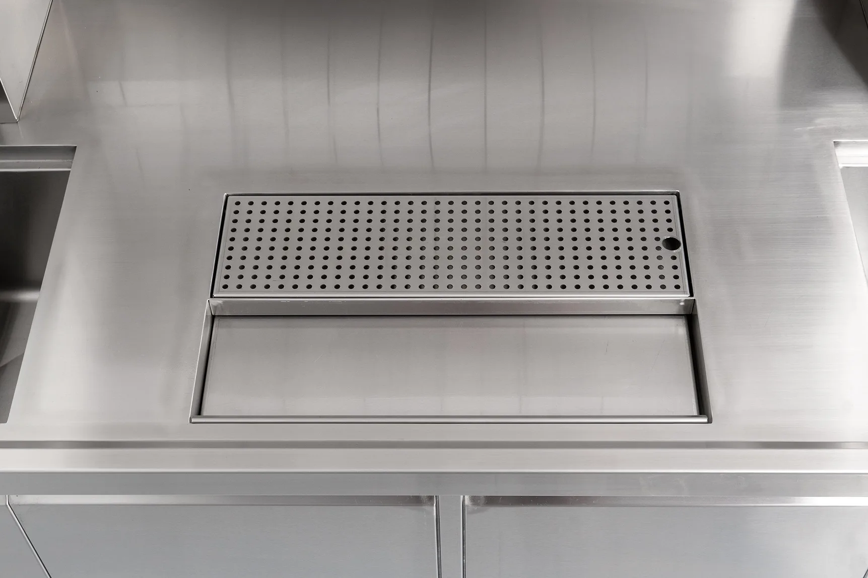 72” x 30” x 34” Bubble Tea Station with 6” Backsplash, Two 15” x 15” x 10” Sinks, Drainage Panels & Overshelves