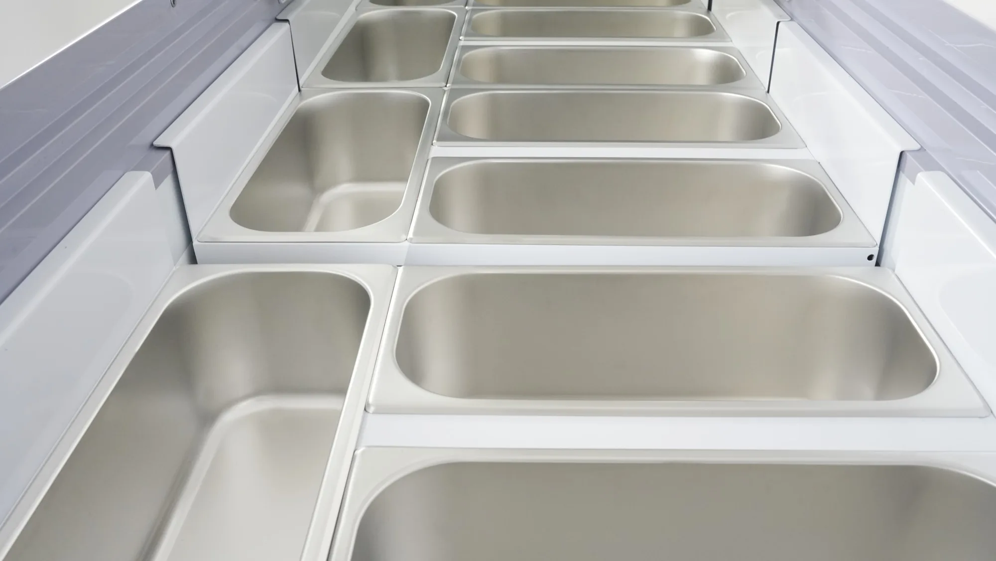 71″ Thirteen (13) Pan Gelato Dipping Cabinet with Flat Sneeze Guard and Pans