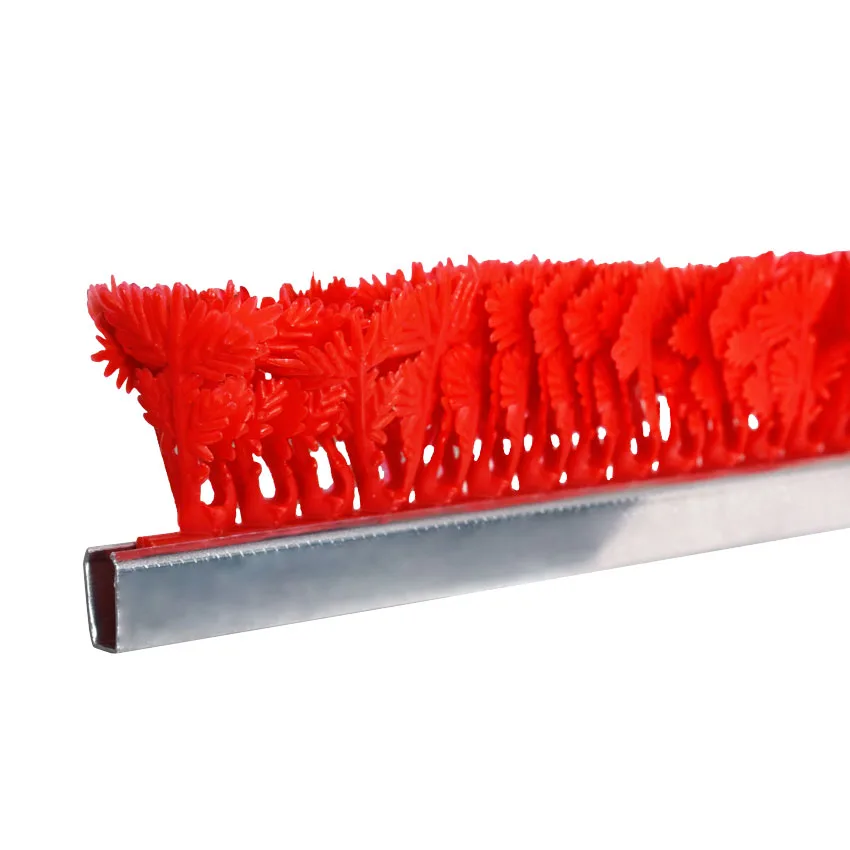 1″ x 30″ Red Parsley Runner with Clip