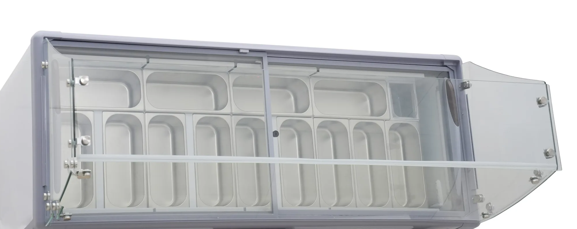 71″ Thirteen (13) Pan Gelato Dipping Cabinet with Flat Sneeze Guard and Pans